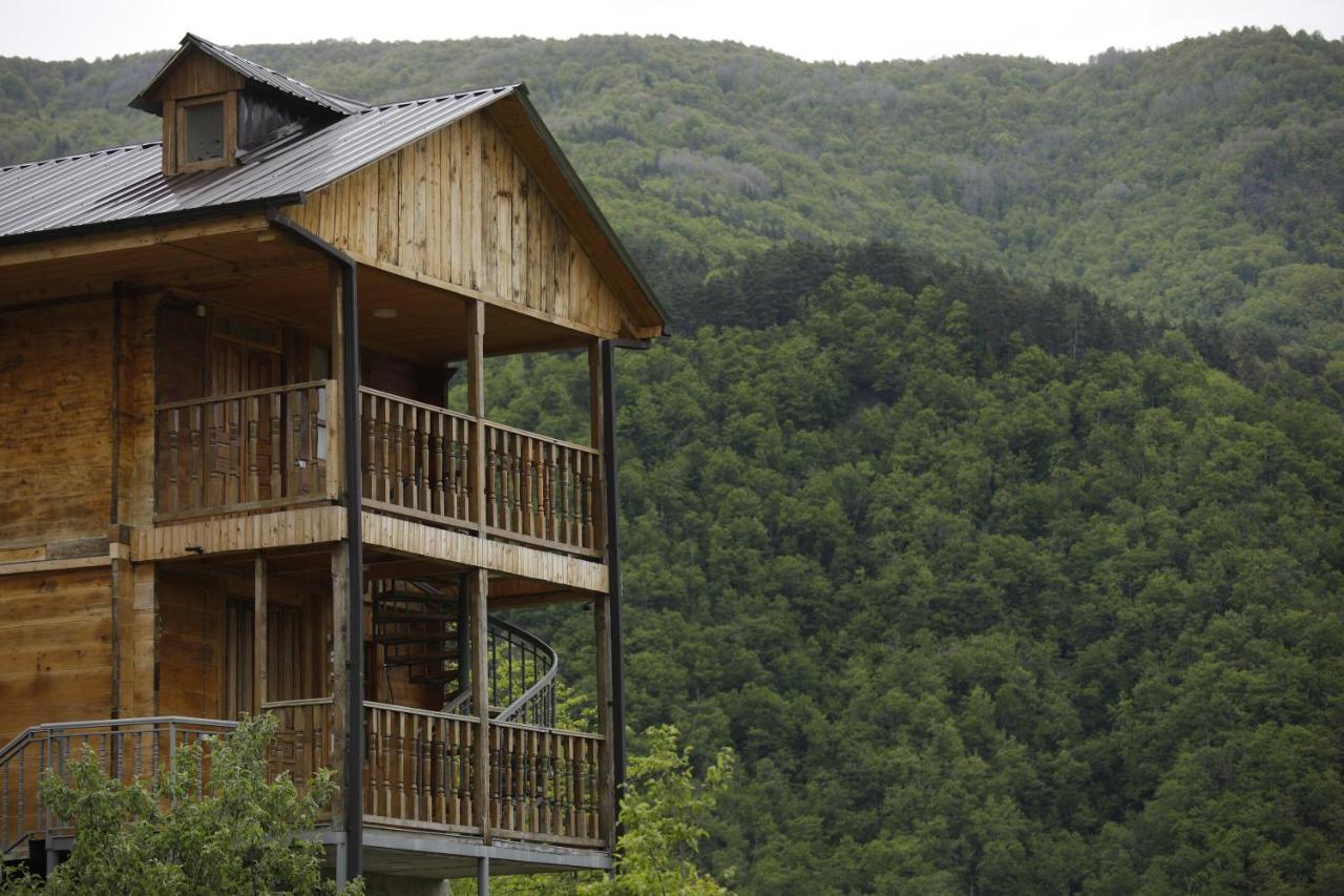 Hotel Gentry House Ambrolauri Exterior foto